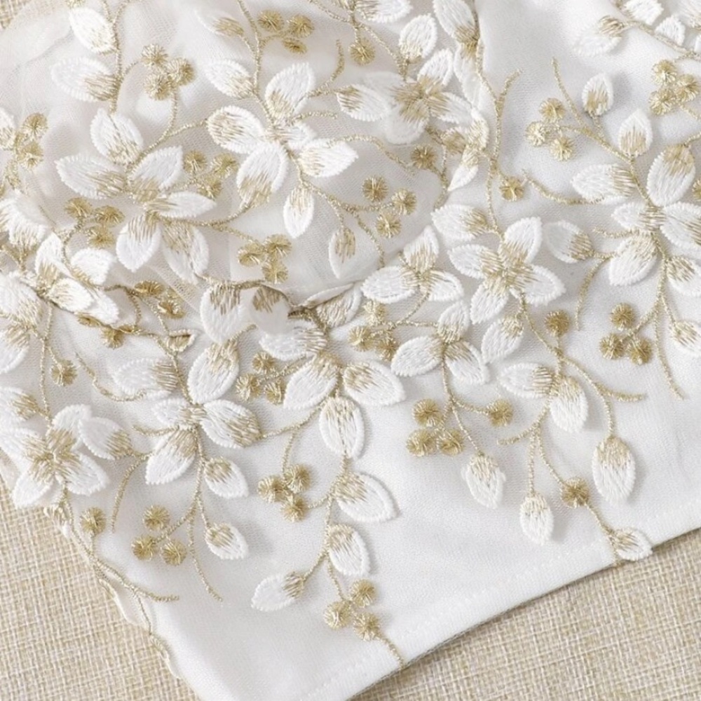 ✨White & Gold Bustier Style Crop✨ - Picture 3 of 5